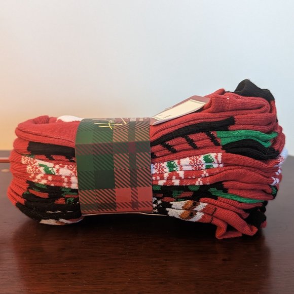 10 pack of holiday sock - Picture 2 of 3